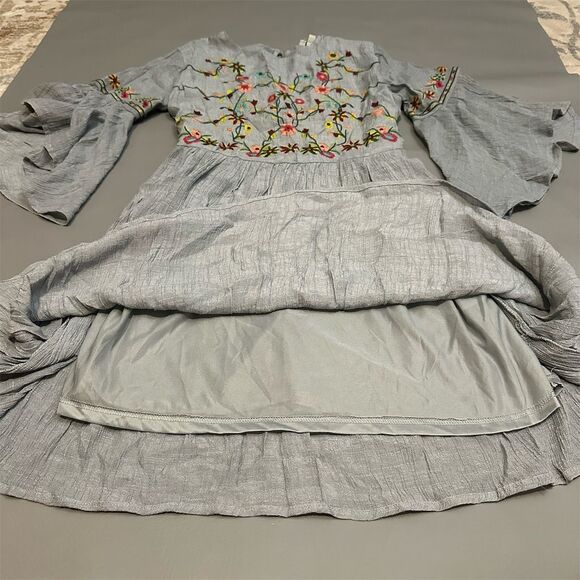 Umgee‎ Women's Gray Embroidered Floral Knee Length Dress Size S - Picture 5 of 7